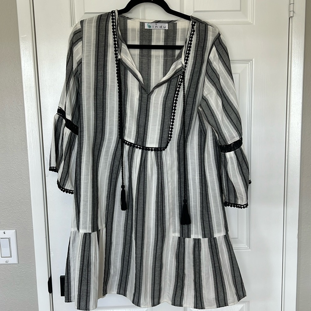 Black and white dress